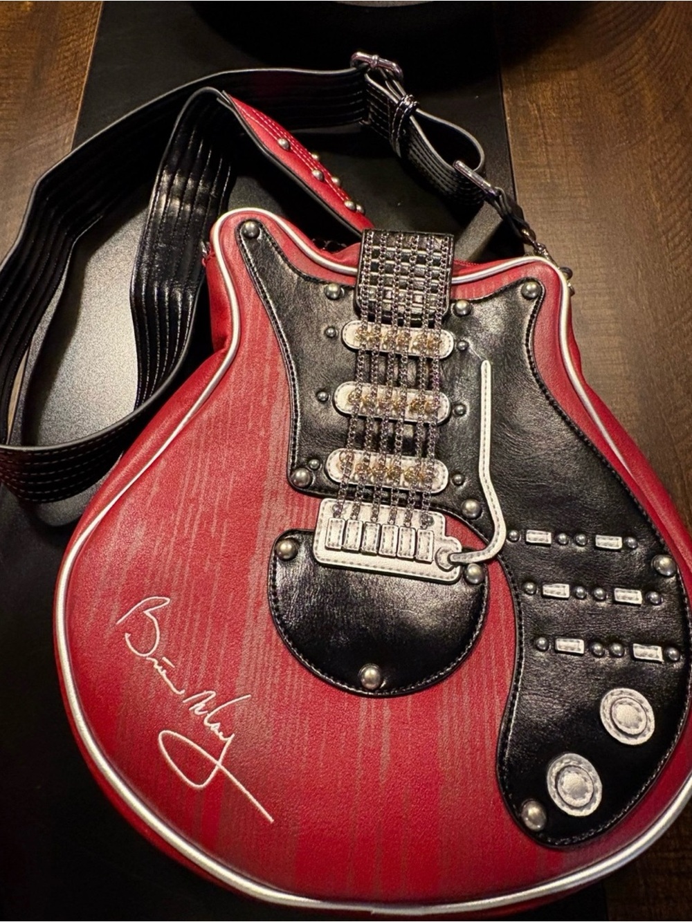 Queen x Vendula Brian May Red Special Guitar Bag